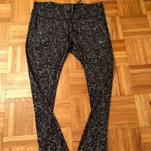 Nike Leopard Print Leggings